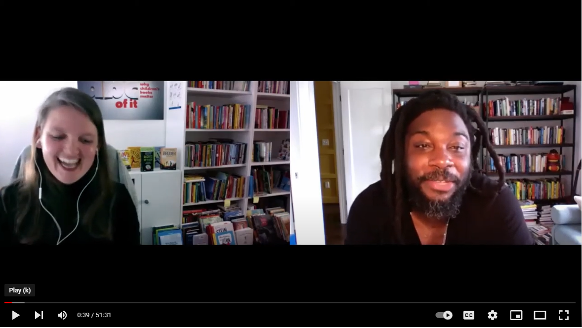 Jason Reynolds im Gespräch mit ZEIT-Journalistin Katrin Hörnlein