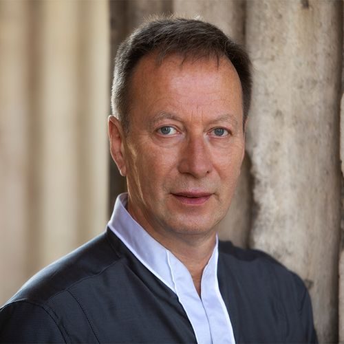 Foto der Autor:in Hans Pleschinski