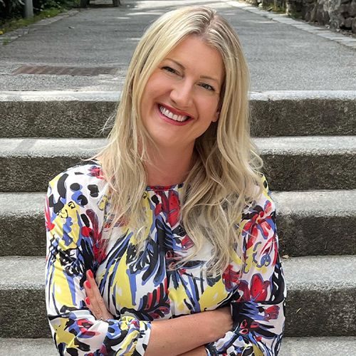 author.prefixNadine Schojer