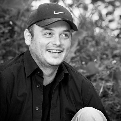 Foto der Autor:in Catalin Dorian Florescu