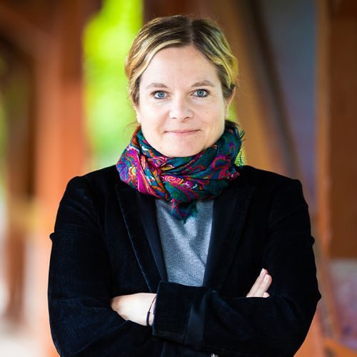 author.prefixJulia Bruns