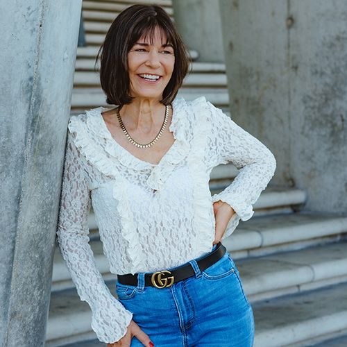 author.prefixDanela Pietrek