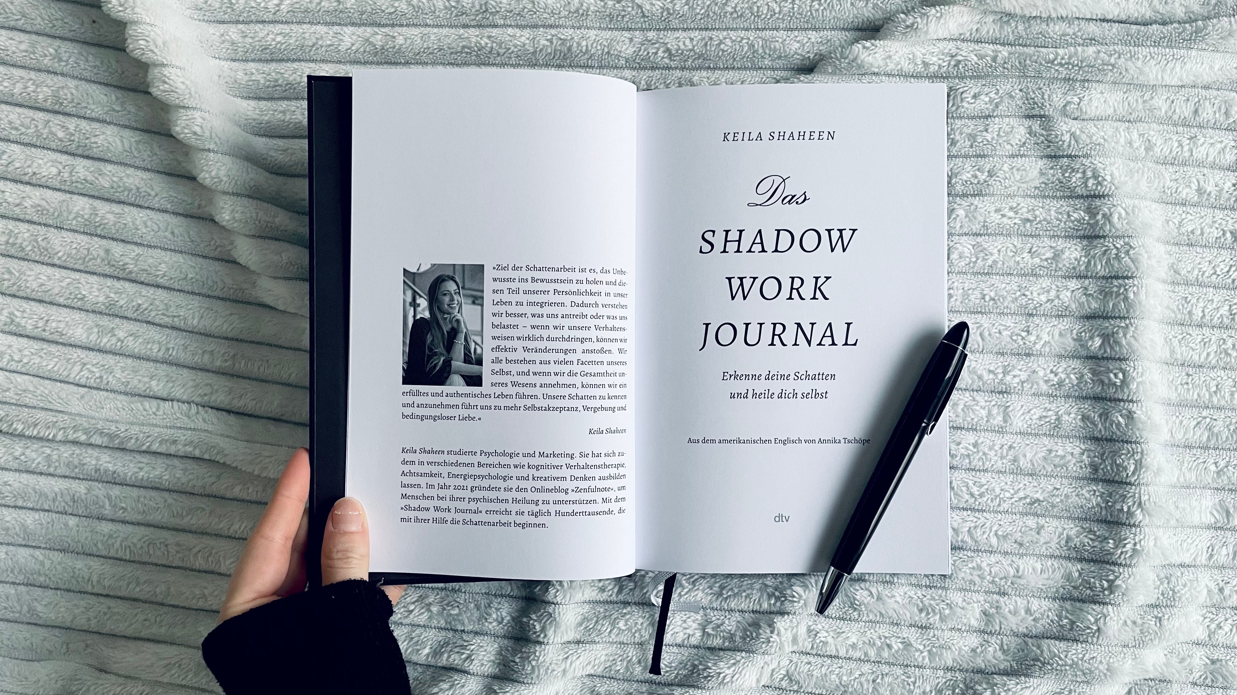 Bild der Innenseite von Das Shadow Work Journal